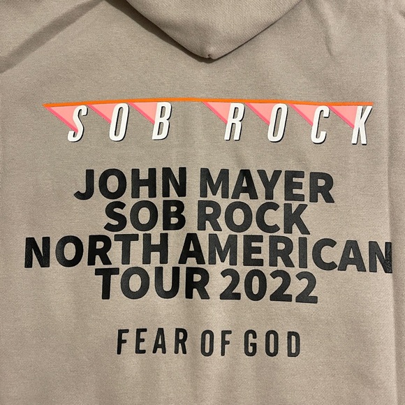 Fear Of God ESSENTIALS Hoodie- SOB Rock 2022 Tour - Rare - Size L - NWT - Picture 4 of 12